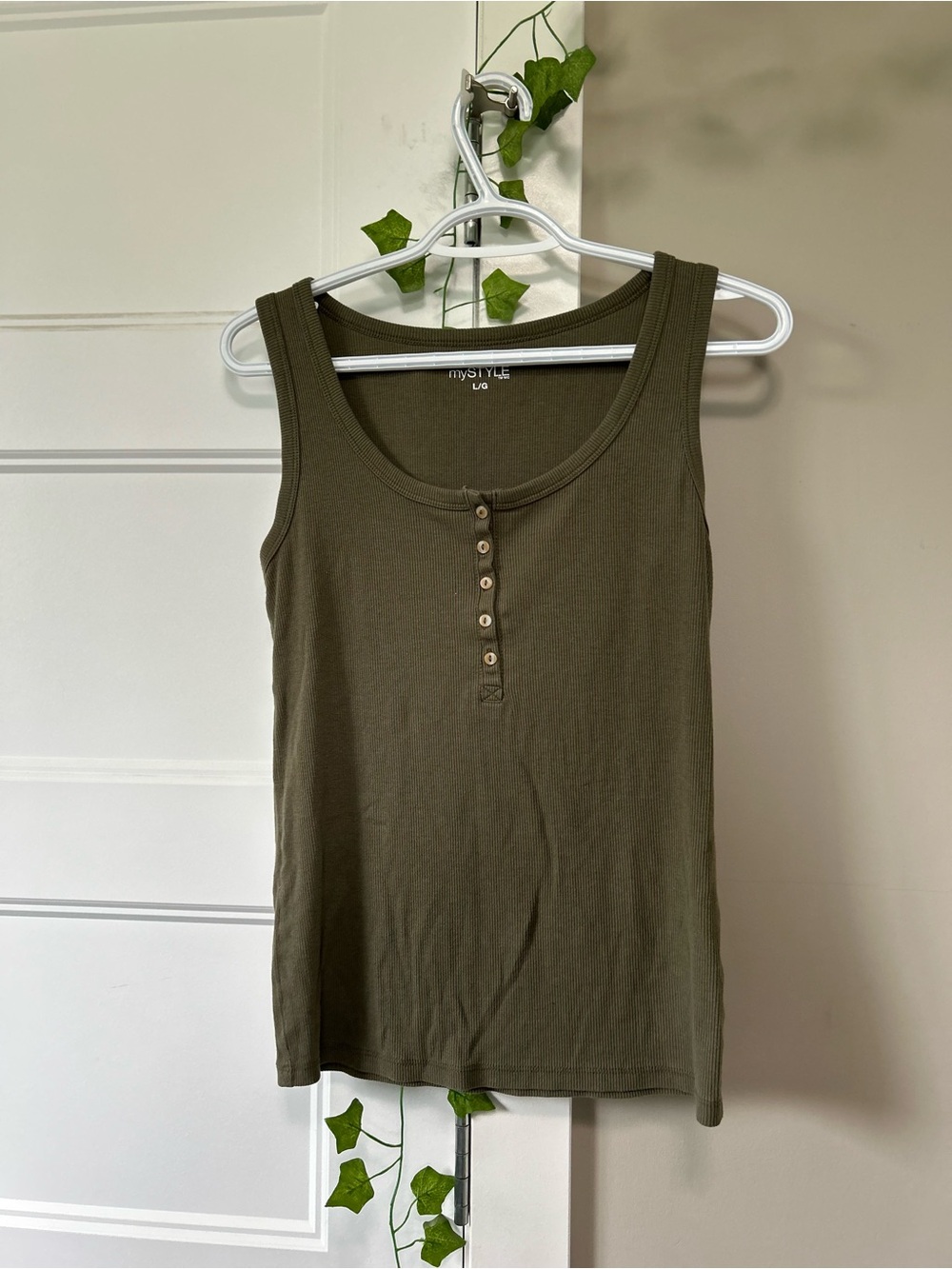 mysTILE Olive Ribbed Henley Tank Top